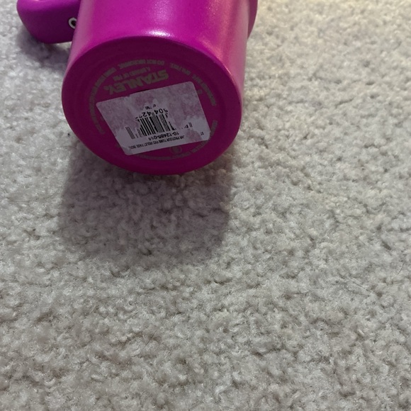 Stanley Pink Travel Mug 30 oz - Picture 6 of 8